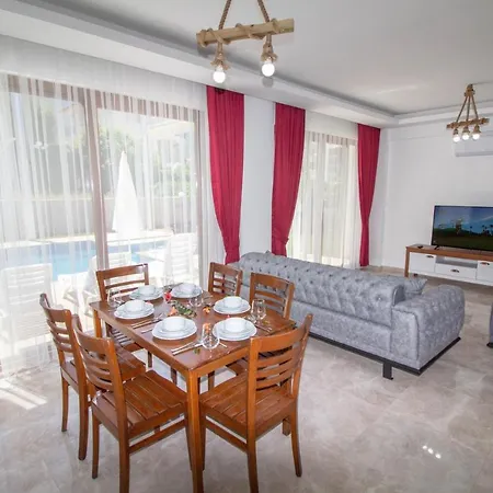别墅 Mina Villa, Oezel Havuzlu, *
